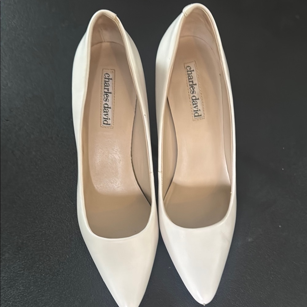 Charles David Cream Pointed-Toe Heels